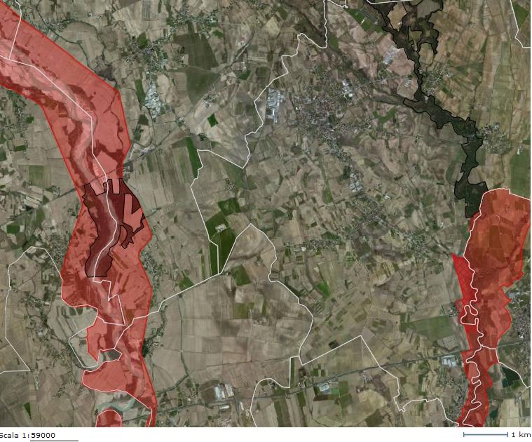 Dal punto di vista ambientale, l area non è ubicata all interno di alcuna area protetta a livello comunitario, nazionale, regionale e comunale; dalla figura di seguito riportata è possibile osservare