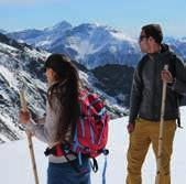 dello Stelvio con racchette neve.