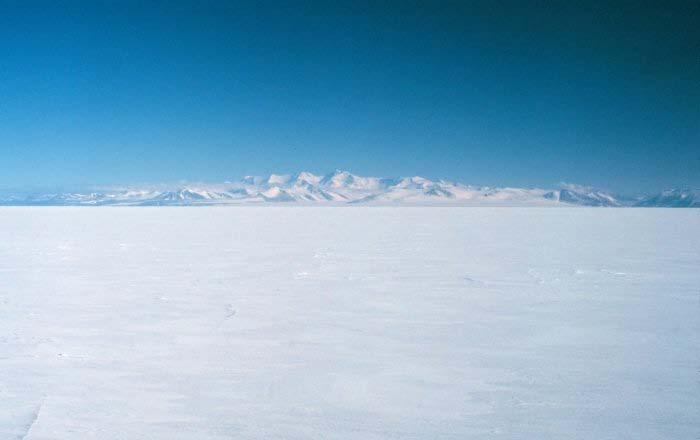 Deserto Alternativamente la parola deserto viene utilizzata per indicare un luogo non abitato da esseri umani e scarsamente abitato da altre specie