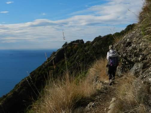 Domenica 20 Maggio Escursione guidata lungo l antico acquedotto che percorre il versante meridionale da San Rocco di Camogli alla località Caselle.