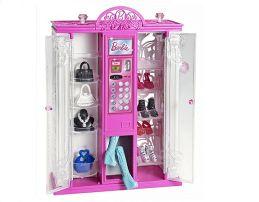 55 Barbie boutique della