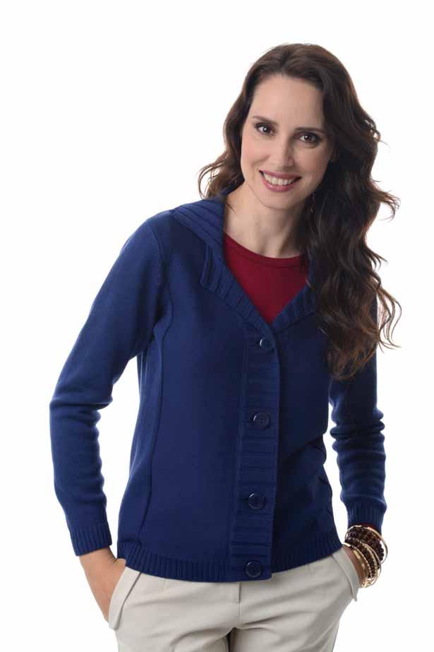 CARDIGAN COSTANZA Blu (cod 4) 1% LANA MERINOS EXTRAFINE Sostituisce egregiamente una giacca il modello, lineare, tutto a rasato con bordi a coste,più sottili alla base e sui polsi, più larghe per i