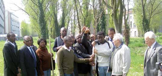 la popolazione indigena, della valorizzazione della biodiversità, e dello sviluppo produttivo in comunità come mezzo dello sviluppo umano.