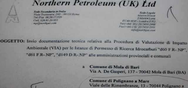 LA PROPOSTA DI ANDREA SPINELLI "Polignanesi, protestiamo!" Come sempre, i politici e gli investitori sanno tutto, mentre ai cittadini di basso livello le notizie arrivano per ultimo.