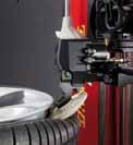 Il posizionamento radiale dei dischi è facilitato da un automatismo in grado di evitare ogni posizionamento manuale