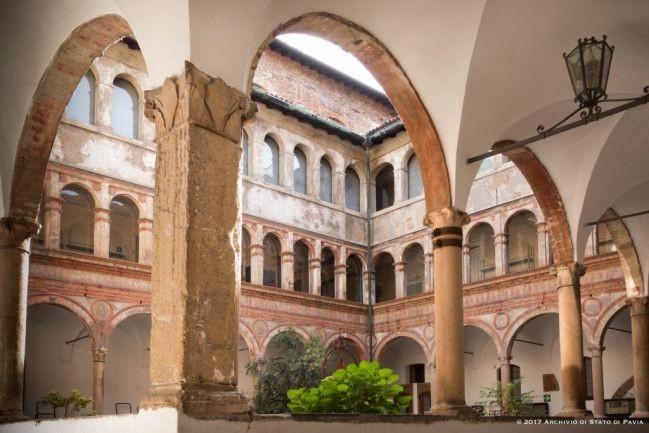 L Archivio di Stato di Pavia è situato in via Giacomo Cardano, nell ex Monastero di San Maiolo.