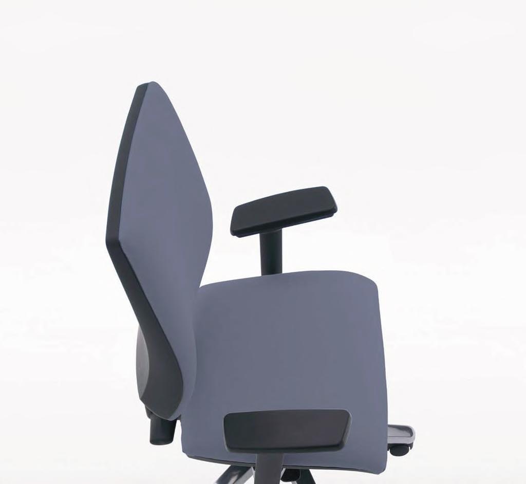 Star Poltroncina operativa disponibile nelle versioni: - con sedile e schienale imbottiti - schienale alto o basso - con o senza