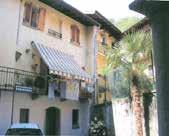 VA433265 CUNARDO (VA) - VIA MONTENERO, 5 - UNITÀ IMMOBILIARE composta da cantina, ripostiglio e disimpegno a piano interrato; cucina, ingresso, WC e ripostiglio a piano terra; due camere, ripostiglio