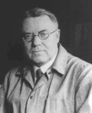 OMEOSTASI Nel 1929, Walter Cannon coniò il termine omeostasi (= la tendenza dell organismo a mantenere lo Stato Stazionario) Studiò: Effetti dello stress e degli stimoli emozionali sui processi