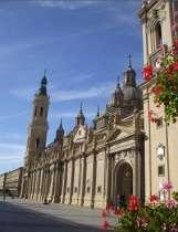 Si deve visitare la sua magnifica Cattedrale della Asunción, di aparenza gotica e concepimento rinascimentale, dove spiccano le grandi dimensioni e le spettacolare bovede. Pranzo.