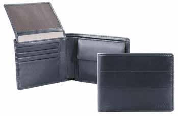 PASSENGER LEATHER / Overview 31 Wallet coin slim Wallet cc slim Wallet coin flap Wallet 8 cc with flap PL407 Wallet coin slim cm 8,8 x 11,2 PL409 Wallet cc slim cm 9 x 11,4 PL411 Wallet coin flap cm