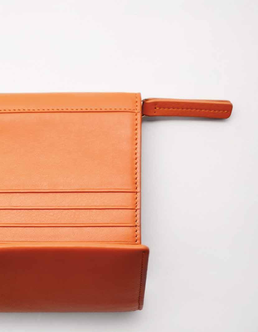 A wide range of accessories made of fine full-grain calf leather. Nava s small leather goods combine aesthetics and functionality and are ideal both at work and in your leisure time.