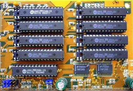 Cache memory La memoria cache (termina che deriva dalla lingua francese e che