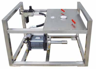 Power units for hydraulic testing up to 4000 bar Unità per collaudi e prove idrauliche fino a 4000 bar Suitable for high pressure hydrostatic tests Ideali per prove idrostatiche ad alte pressioni