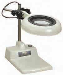 Double adjustable illuminator for incident and transmitted light fitted with two high-efficiency LED light sources.