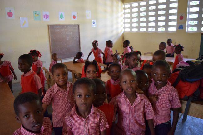 CATHOLICA C Haiti, il futuro passa dai banchi di scuola 24.09.