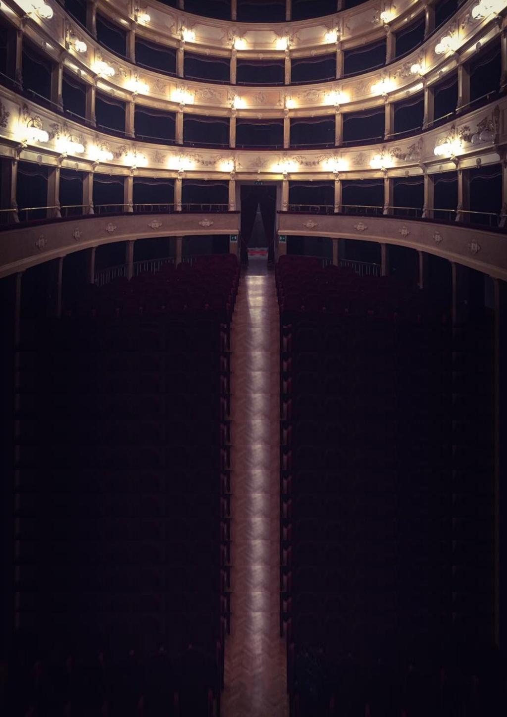 Teatro Metropolitan Catania A r t i s f