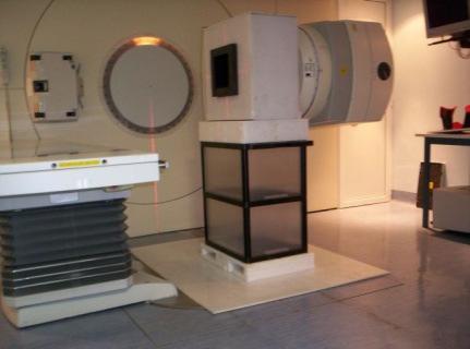 AREA MEDICA Installazione di un LINAC dedicato alla facility PhoNeS per studi in BNCT presso l