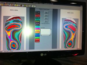 Surefoot (USA) Lo scarpone da sci deve essere aderente al piede per la massima sicurezza.