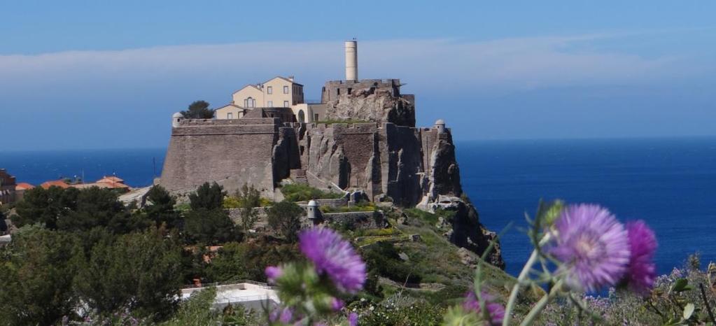 Isola di Capraia Francesca Giannini/ Parco Nazionale Arcipelago Toscano - giannini@islepark.