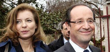 2 Maggio 2012 Attualità ULTIMORA ELEZIONI IN EUROPA La Francia saluta Sarkozy e premia l «uomo normale» François Hollande Il nuovo presidente della repubblica francese è François Hollande, che