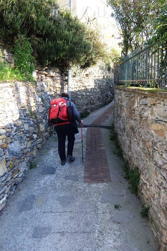 Da Nervi (via Oberdan, davanti Croce Verde) con il bus n.