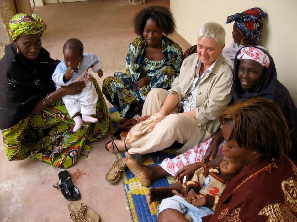 Associazione Salus - Progetto SMILE - Senegal Numerose missioni hanno visto la presenza in loco di nostri volontari che hanno svolto un ruolo di accompagnamento delle realtà locali nell