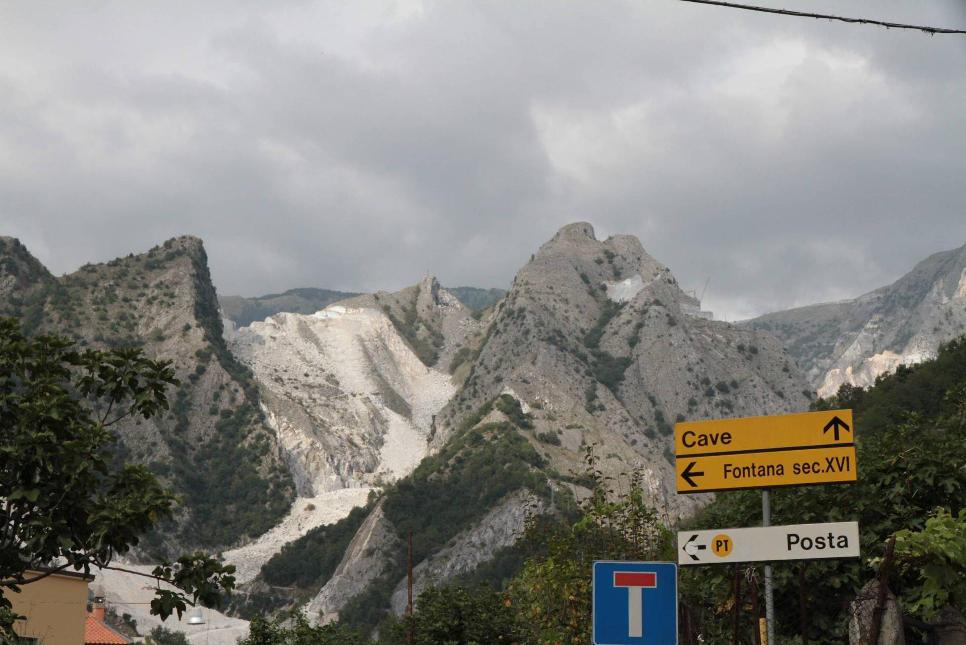 COMUNE DI CARRARA PROVINCIA DI MASSA CARRARA PIANO DI COLTIVAZIONE DELLA CAVA "VALBONA B" N 94 COORDINATO CON LA CAVA "BATTAGLINO, VALBONA A E CIMA