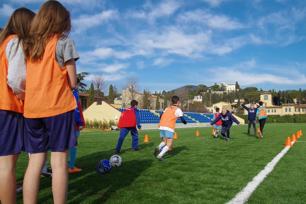 Giocare a Coverciano Il Museo del Calcio offre alle società sportive un occasione unica: allenarsi