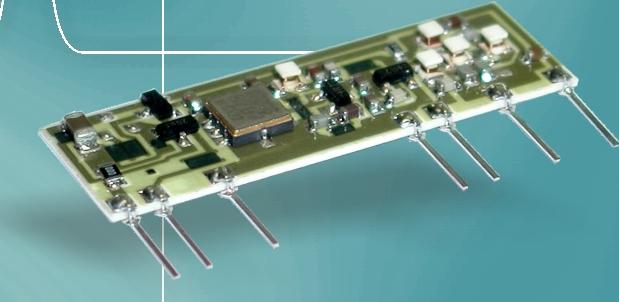 92 5 32 Vdc ma±1 MHz RF Output power Potenza di uscita RF RF Output Impedance Impedenza d uscita RF Square wave modulation