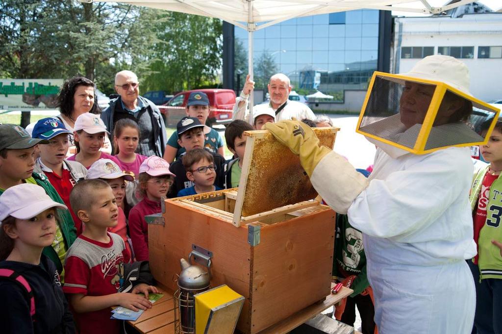 Funzioni del Salone 2014 Consentirel esperienzadiretta dei prodotti, delle suggestioni legate ai luoghi, alle