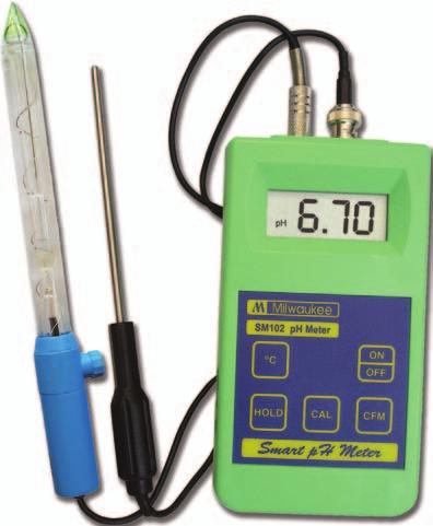 L SM102 è uno strumento a microprocessore che misura contemporaneamente il ph con un ampia scala (da -2.00 a 16.00 ph) e la temperatura (da -5 a 70 C).