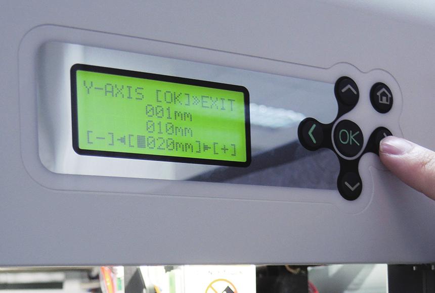 JOG MODE X-AXIS Y-AXIS Z-AXIS 3 Selezionare "Y-AXIS" (ASSE Y) e scegliere "+"