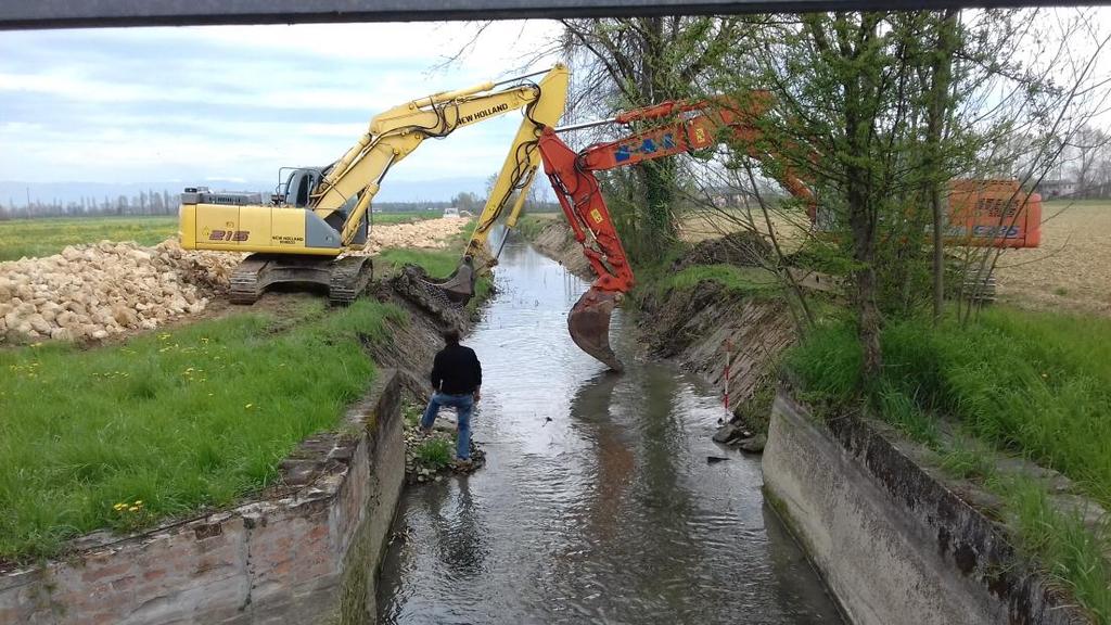 - CANALETTA DAL SASSO, posa paratoie in via Basse del Brenta, Santa Croce Bigolina di Cittadella.