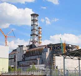L espolosione del reattore 4 della centrale nucleare di Chernobyl