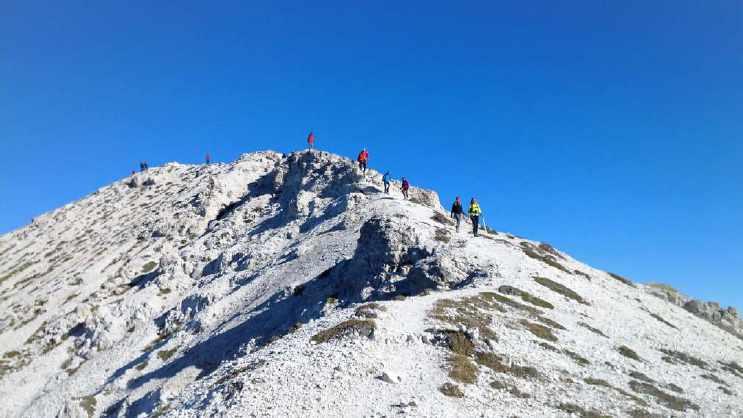 SETTEMBRE 15 domenica Il Bicchero (2156 m) Gruppo del M. Velino E Disl. 1050 m Acc.: L. Roma, M.