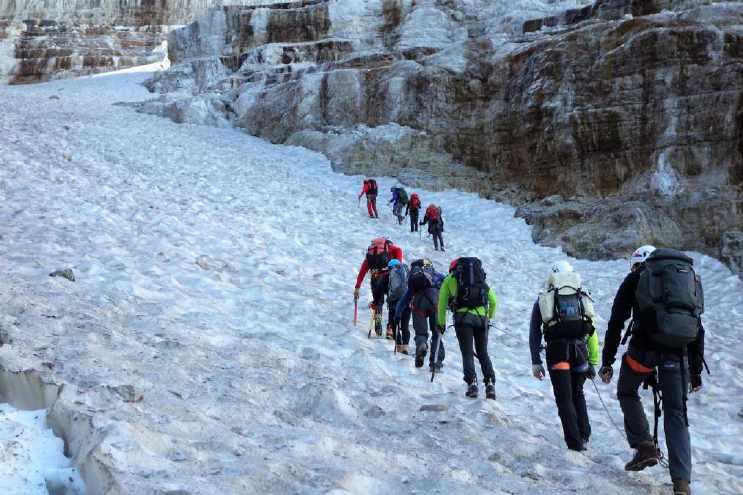 ALTRI CORSI Escursionismo avanzato Alpinismo invernale Arrampicata Nel corso dell anno verranno svolti anche