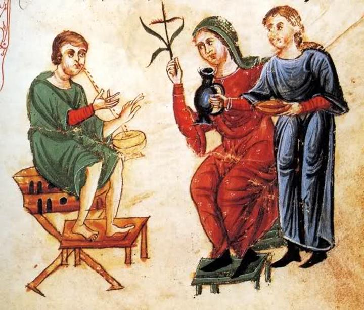 Proprietaria, fin da XII secolo, fu la famiglia Silvatico, di cui un componente, Matteo, tra il XIII e XIV secolo, si distinse come insigne medico della Scuola salernitana