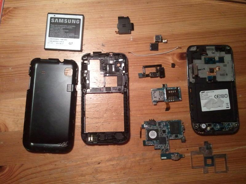 Questo è il mio primo teardown, e le immagini sono