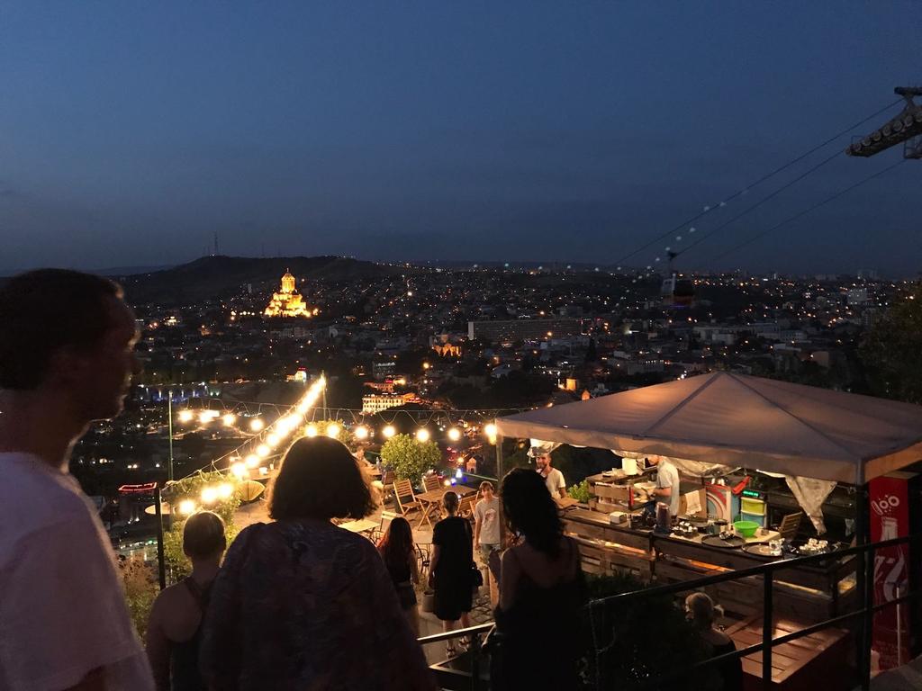 (vista di Tbilisi) L ulkma sera ci siamo