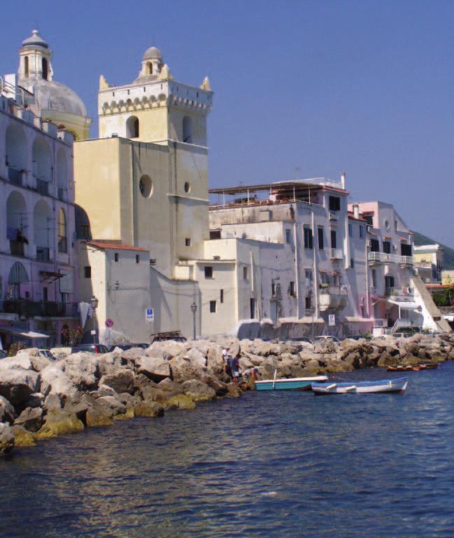 Ischia Ponte - Edifici visti dal mare Veduta