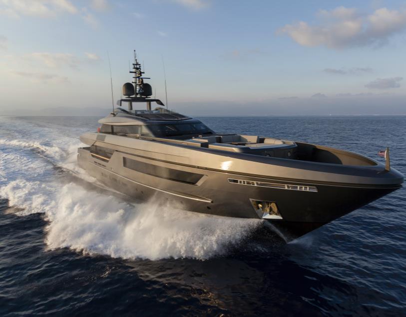 Lucky Me- 46m Fast Baglietto S.p.A. Powerful, aggressive lines, further highlighted by the lead grey shade of the hull, characterize Baglietto s latest model.