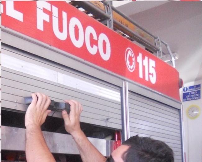 Esercitazioni con mezzi antincendio privati, la protesta del CONAPO Non è proprio andata giù ai vigili del fuoco del sindacato Conapo l'esercitazione organizzata martedì scorso presso la Asl di via