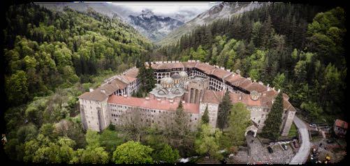 2 giorno BUCAREST SINAIA (250km) In mattinata partenza per Sinaia dove si visita il castello reale di Peles, proseguimento per il castello di Bran, meglio conosciuto come il castello di Dracula.