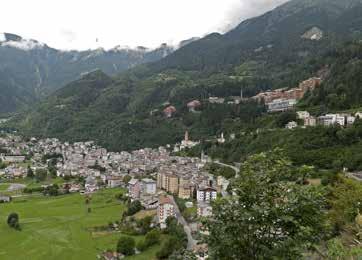 LP La miniera bianca L estrazione di quarzo in Alta Valtellina è proseguita a un livello inferiore, scavando tunnel elicoidali in pendenza per scendere di quota.