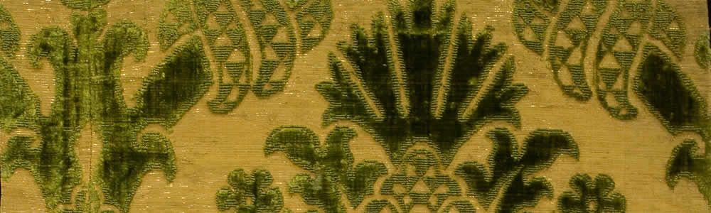COLLEZIONI L'arte tessile è documentata dai tempi pre-cristiani ai nostri giorni per un totale di oltre 7000 reperti.