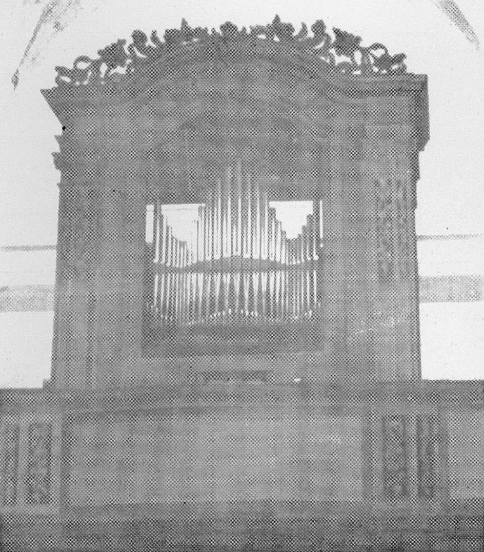 MANS DI VONS N ell antica chiesa di San Daniele nel 1979 si è compiuto il miracolo del restauro del vecchio organo.
