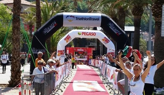 Domenica 12 maggio Kotor E il giorno della gara; per gli amici e accompagnatori vige l obbligo di sostenere gli atleti del gruppo TriathlonTravel.