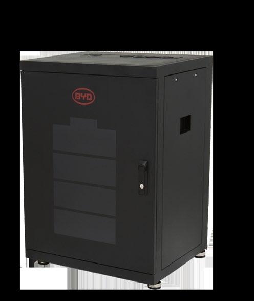 Bettery-Box Pro 13.8 ha una capacità disponibile di 13,8 kwh per rack. È possibile collegare in parallelo fino a 32 Battery Box Pro 13.8. In questo modo, la capacità può essere estesa con incrementi di 13,8 kwh da 13,8 kwh fino a 441,6 kwh.