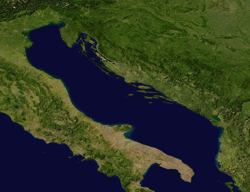 4. DESCRIZIONE GENERALE DEL PROGETTO RELATIVO ALLA ZONA ANTISTANTE LA TORRE DI CERRANO NELLA PROVINCIA DI TERAMO 4.1. Ubicazione dell area prescelta Fig. 2. Immagine satellitare del Mare Adriatico.